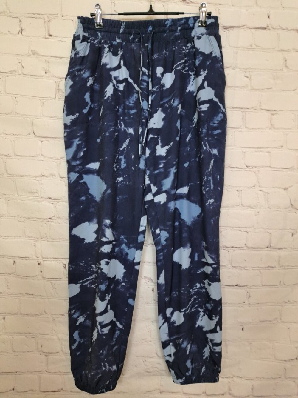 Zac & Rachel Acid Wash Print Jogger Pants Size Medium